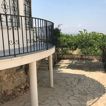 Villa Turyva Edith *